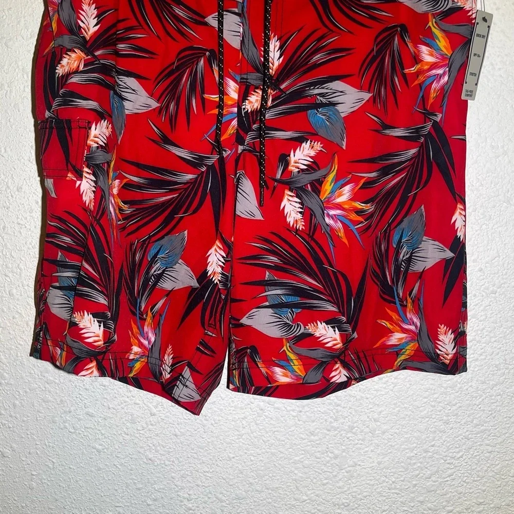 George Novelty E-board 9” tropical print swim trunk size 36
